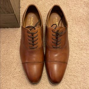 Men’s Aldo cap toe dress shoe